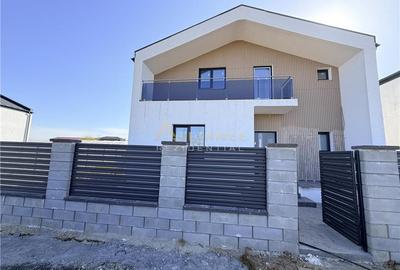 Casă individuală cu 4 camere cu Teren 320 Mp în Berceni - 2