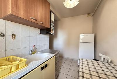 Garsonieră decomandată în Central - 3