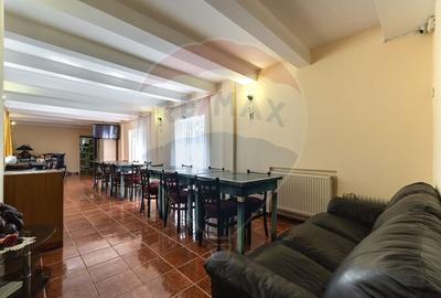 Hotel/Pensiune, de 814.79998779297 mp, în Centrul Istoric - 11