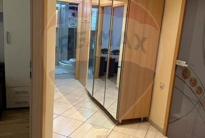 DE INCHIRIAT Apartament cu 4 camere in zona Scriitorilor - 17