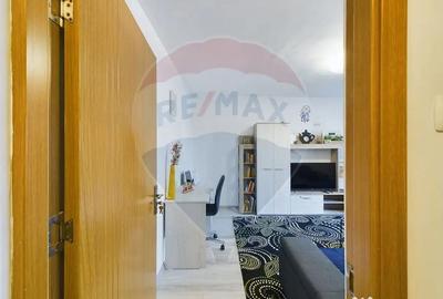 Apartament cu 2 camere decomandat în Astra - 2