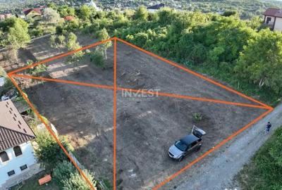 Teren de 1200 mp, în Bucium - 1