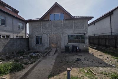 Casă cu 4 camere în Radu Negru - 4