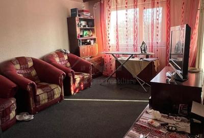Apartament cu 3 camere decomandat, mobilat în Nicolina - 3