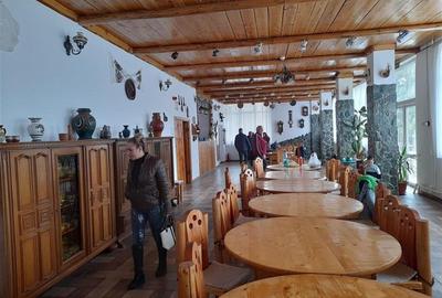 Hotel/Pensiune, de 1,100 mp, în Sud-Est - 31