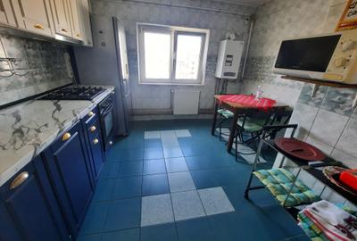 Apartament cu 3 camere decomandat în 13 Septembrie - 7