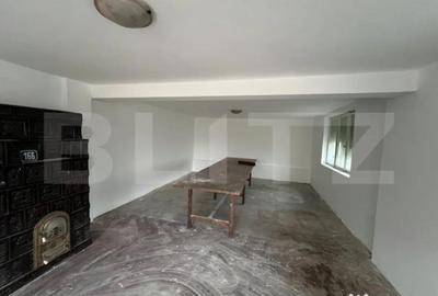 Casă cu 4 camere cu Teren 365 Mp în Central - 3