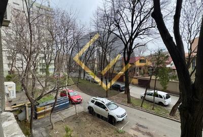 Apartament cu 3 camere semidecomandat în Obor - 11