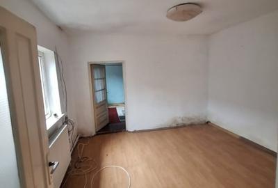Km. 5 - Viile Noi, casa 4 camere, libera, pe colt - 12