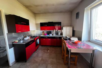 Casă cu 5 camere în Petrești cu teren generos - 2