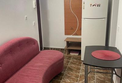 Apartament cu 2 camere semidecomandat în City Park Mall - 2