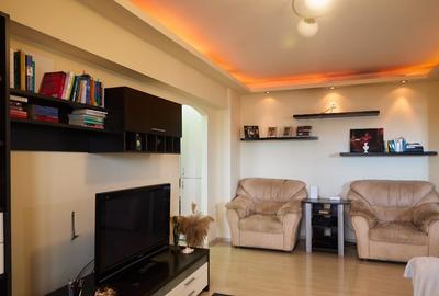 Inchiriez apartament 2 cam militari-Iuliu Maniu 190,5min. metrou Pacii - 5