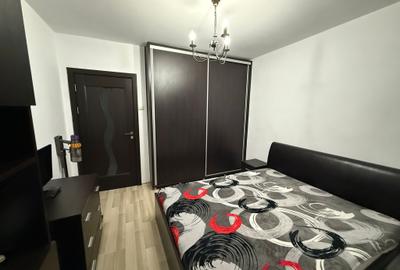 Apartament cu 3 camere decomandat în Km 4-5 - 6