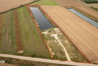 Spațiu comercial, în Santăul Mic