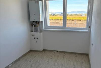 Apartament cu 3 camere decomandat în Sânpetru - 13