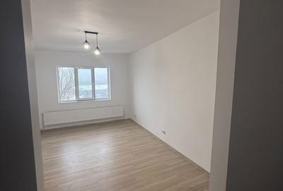 Garsonieră decomandată în Exterior Vest - 1