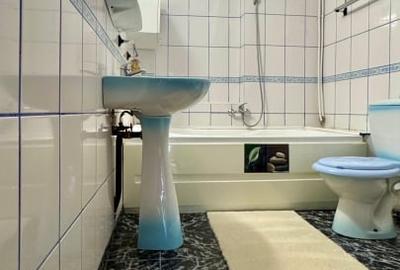 Casă individuală cu 10 camere cu Canalizare în Băicoi - 6