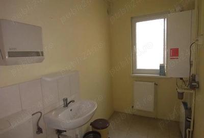 110.000 E ! Spa?iu comercial la parter de bloc zona TRAIAN - 5