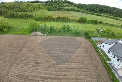 Teren de 5546 mp, în Central - 4