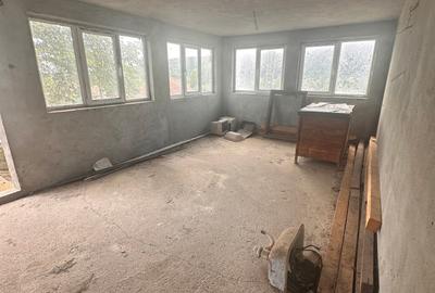 Casă cu 5 camere cu Teren 414 Mp în Frâncești - 15