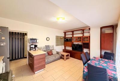 Apartament cu 3 camere semidecomandat, mobilat în Ghencea - 1