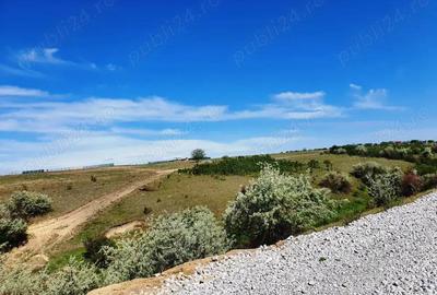 Teren de 873 mp, în Vânători - 11