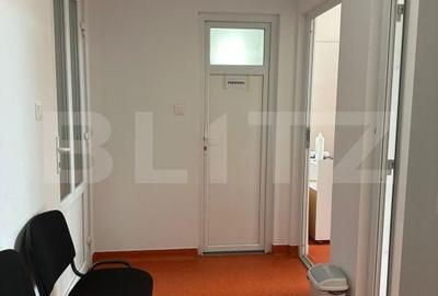 Spațiu comercial, de 55 mp, în Central - 3