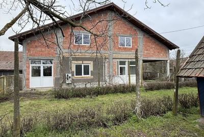 Casă cu 4 camere în Bârseștii de Jos - 6