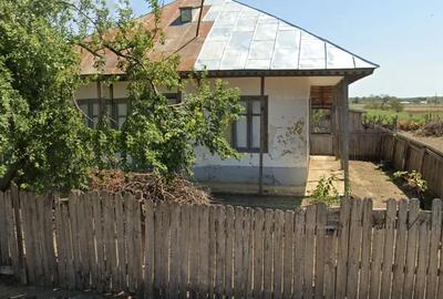 Casă cu 6 camere cu Teren 2003 Mp în Central - 4