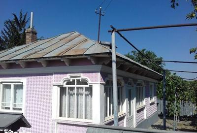 Casă cu 5 camere cu Teren 2800 Mp în Dochia - 2