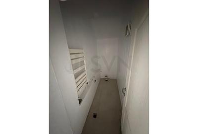 Birou, de 125 mp, în Central - 5