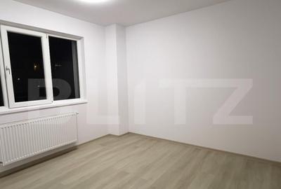 Apartament 2 camere ,loc de parcare + boxa , zona 9 mai - 2