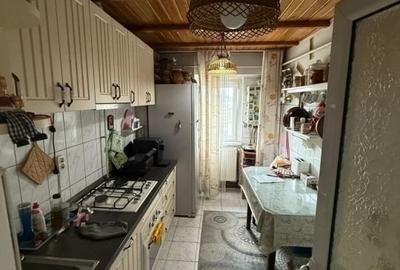 3 camere-Centru- Gara- 72 mp- etaj 6- 162000 euro - 2