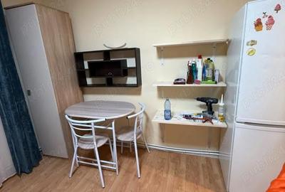 Garsonieră decomandată în UMT - 2