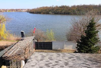 Casă cu 6 camere cu Teren 542 Mp în Sud