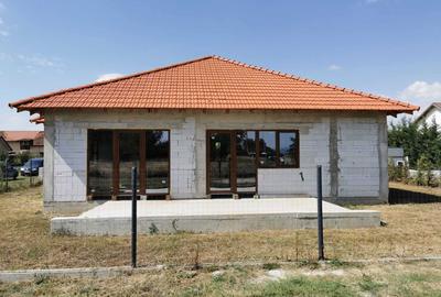 Casă cu 3 camere în Mândruloc - 7