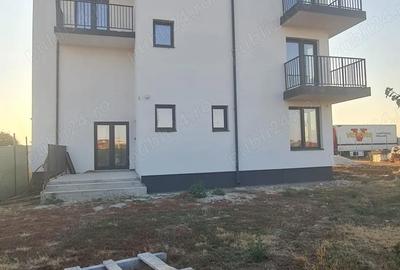 Casă cu 6 camere cu Teren 530 Mp în Central - 6