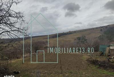 Casă cu 2 camere cu Teren 1789 Mp în Central - 1