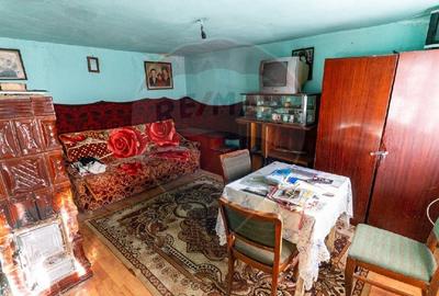 Casă cu 4 camere cu Teren 390 Mp în Peștenița - 19