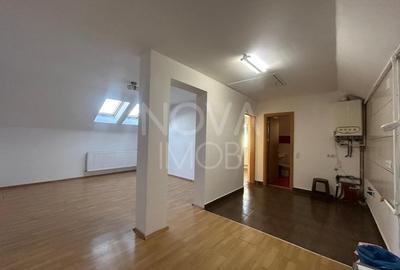 Apartament 2 camere cu pod , zona Strand II - 2