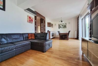 Apartament cu 3 camere decomandat, mobilat în P-ța Victoriei