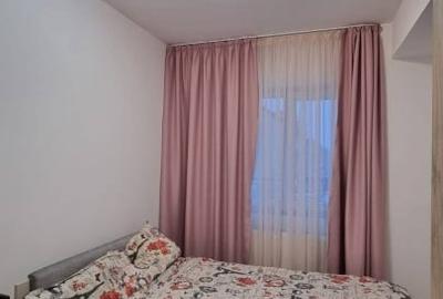 Apartament cu 3 camere semidecomandat, mobilat în Florești - 6