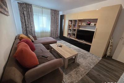 Vand apartament 2 camere cf.1 dec.et.1