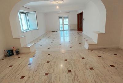 Casă cu 5 camere cu Teren 260 Mp în Colentina - 3