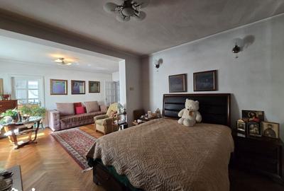 Casă cu 10 camere cu Teren 1293 Mp în Craiovei - 13
