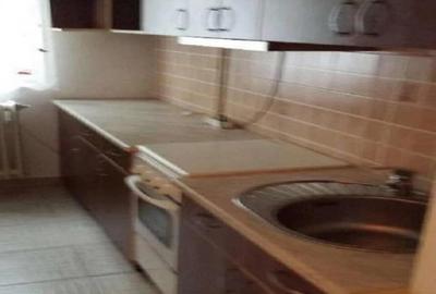 Apartament cu 2 camere decomandat în Dorobanților