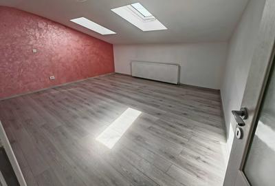 Casă cu 4 camere cu Teren 20 Mp în Central - 5