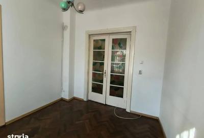 Apartament cu 4 camere în Domenii - 1