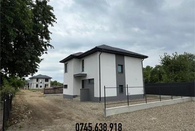 Casă cu 4 camere cu Teren 250 Mp în Rădăuți - 5