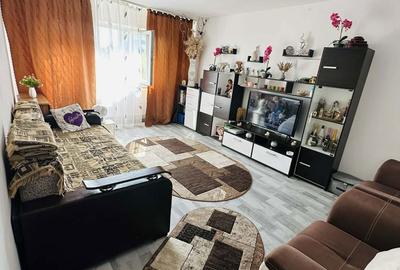 Apartament cu 3 camere în Central - 1